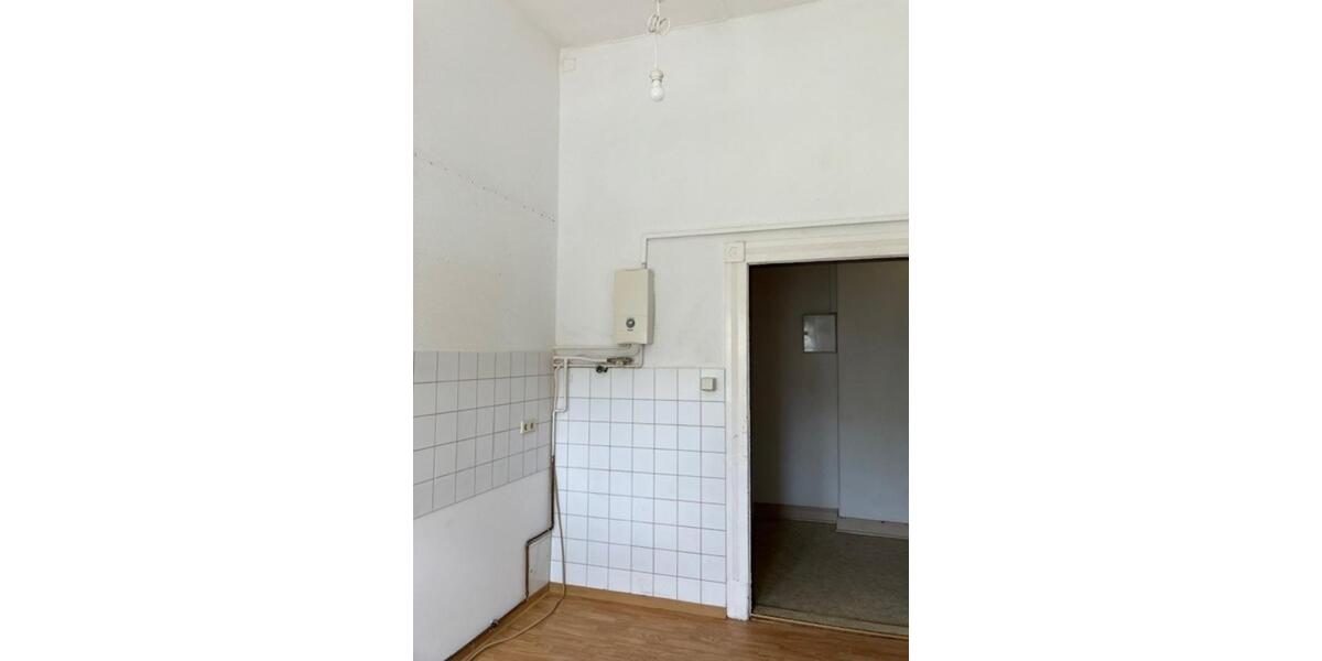 Etagenwohnung Blankenburg (Harz) - 3 Zimmer, 126 m&sup2;, 670&euro; | Angebot:21395487