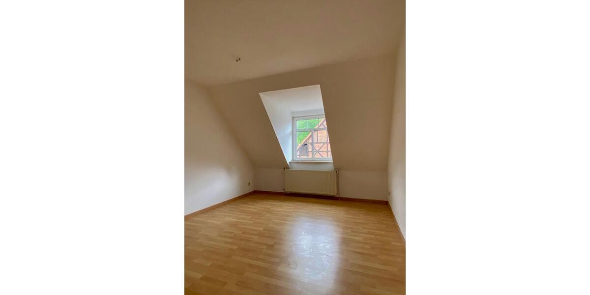 Dachgeschoßwohnung Sangerhausen - 2 Zimmer, 468&euro; | Angebot:22105194