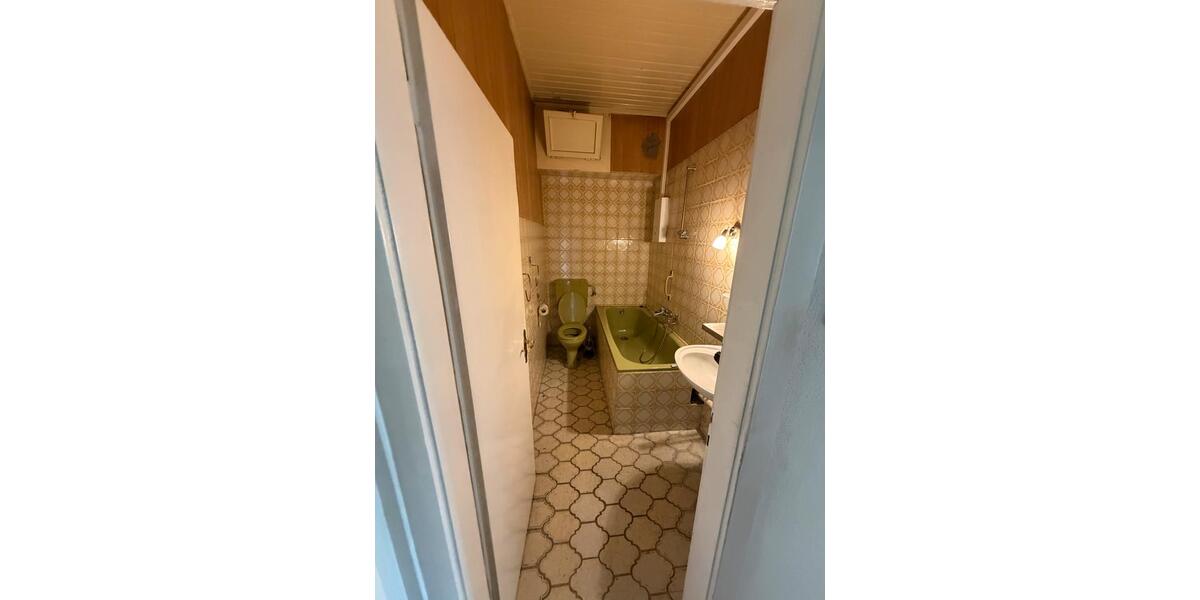 Etagenwohnung Wuppertal - 5 Zimmer, 115 m&sup2;, 970&euro; | Angebot:26678019