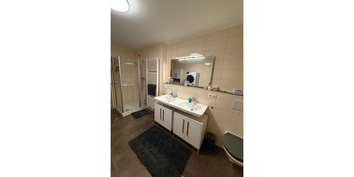 Etagenwohnung Reischach - 3 Zimmer, 90 m&sup2;, 750&euro; | Angebot:24851047