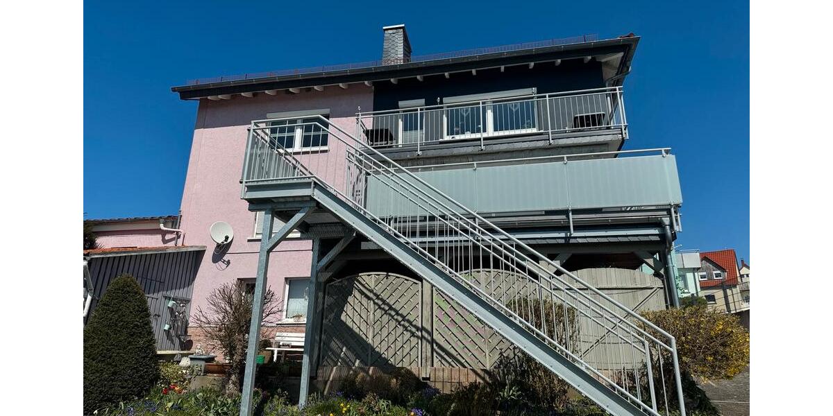 Etagenwohnung Neukirchen - 3 Zimmer, 120 m&sup2;, 1.400&euro; | Angebot:26148673