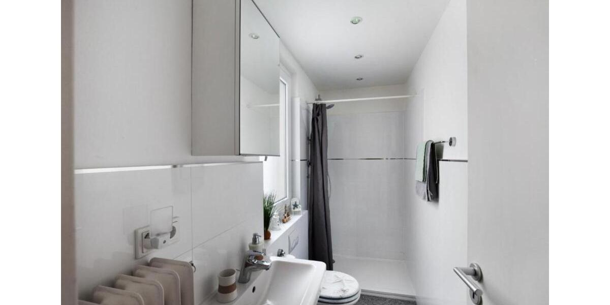 Etagenwohnung Wiesbaden Nordost - 1 Zimmer, 40 m&sup2;, 125&euro; | Angebot:25592555