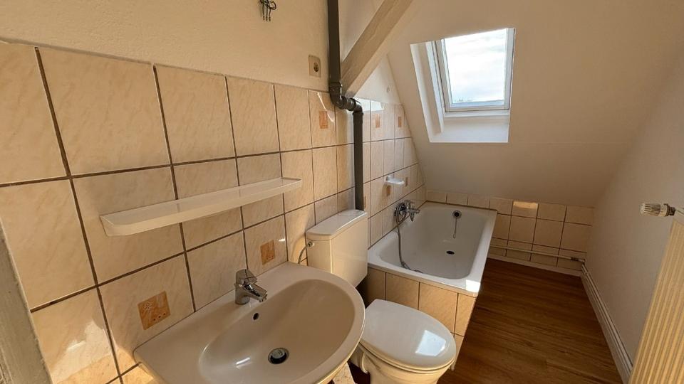 Dachgeschoßwohnung Holzminden - 4 Zimmer, 60 m&sup2;, 470&euro; | Angebot:26094472
