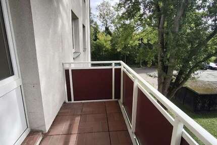 Wohnung zum Mieten in Merseburg 367 € 58.21 m²