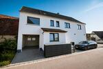 Einfamilienhaus Uffenheim - 7 Zimmer, 290 m&sup2;, 1.900&euro; | Angebot:26533256