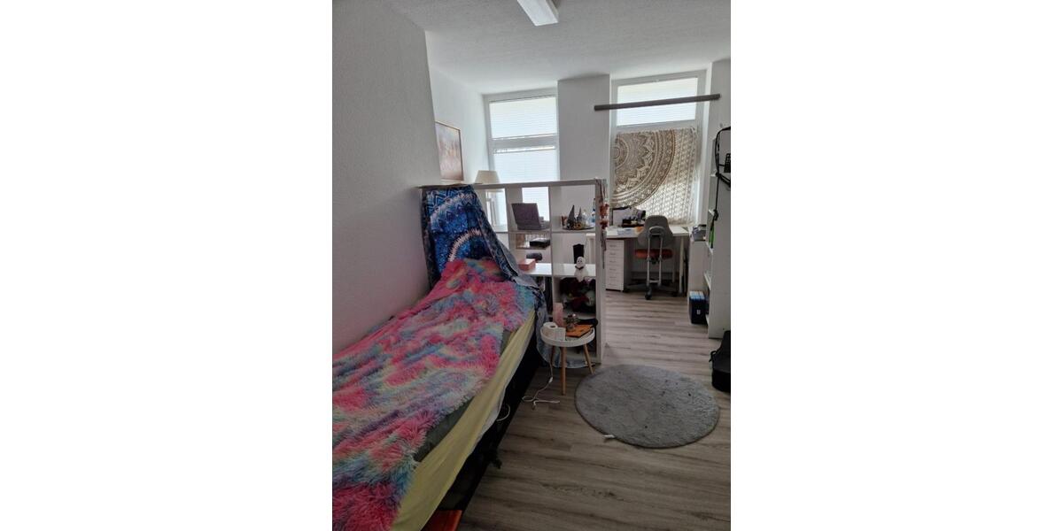 Wohnen auf Zeit Brandenburg an der Havel Bahnhofsvorstadt - 6 Zimmer, 146 m&sup2;, 516&euro; | Angebot:25964546