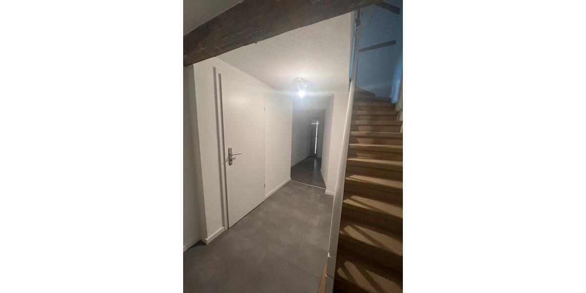 Maisonettenwohnung Neuss Holzheim - 2.5 Zimmer, 100 m&sup2;, 1.000&euro; | Angebot:25057464