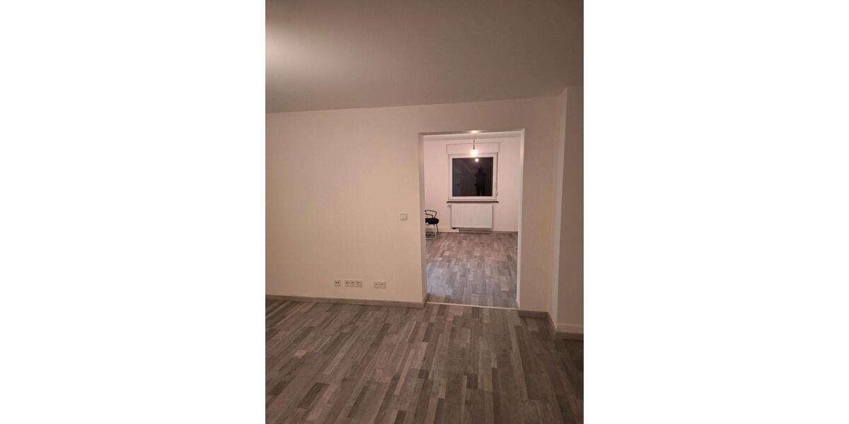 Einfamilienhaus Schiffweiler 3 Zimmer Küche und Bad + Garten 3 zimmer