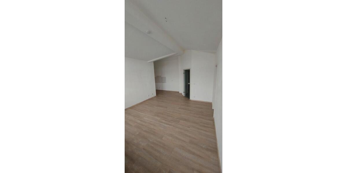 Dachgeschoßwohnung Landsberg am Lech Ellighofen - 2.5 Zimmer, 58 m&sup2;, 800&euro; | Angebot:26356648