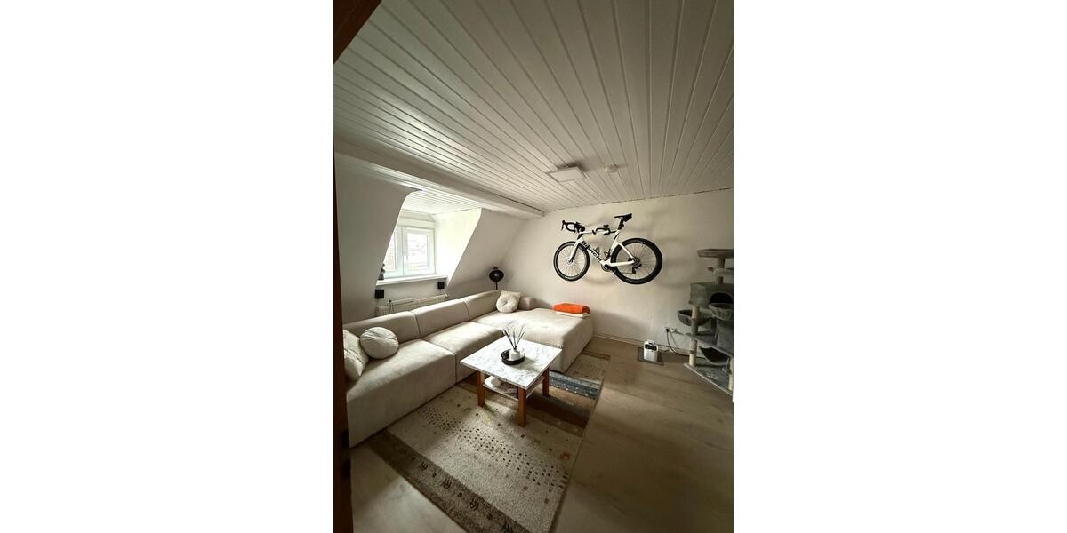 Dachgeschoßwohnung Kempten (Allgäu) - 3.5 Zimmer, 69 m&sup2;, 900&euro; | Angebot:26013041