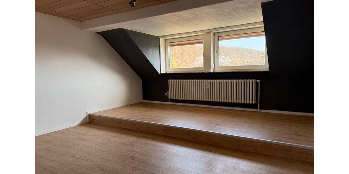 Dachgeschoßwohnung Gießen Wieseck - 3 Zimmer, 95 m&sup2;, 890&euro; | Angebot:26648491