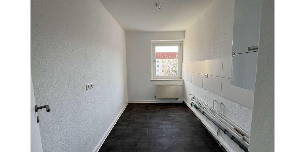 Dachgeschoßwohnung Hainichen - 3 Zimmer, 58 m&sup2;, 298&euro; | Angebot:23907874