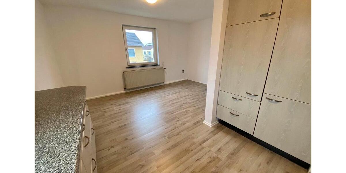 Etagenwohnung Karlstadt - 3 Zimmer, 85 m&sup2;, 950&euro; | Angebot:25900587