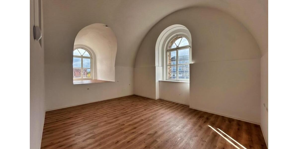 Etagenwohnung Germersheim - 4 Zimmer, 177 m&sup2;, 1.500&euro; | Angebot:23540819