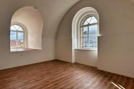 Wohnung Germersheim - 4 Zimmer, 177 m&sup2;, 1.500&euro; | Angebot:23540819