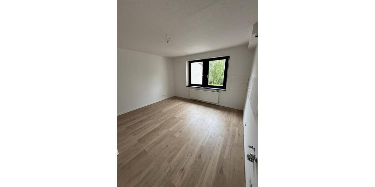 Etagenwohnung Saarlouis - 3 Zimmer, 80 m&sup2;, 890&euro; | Angebot:26561981