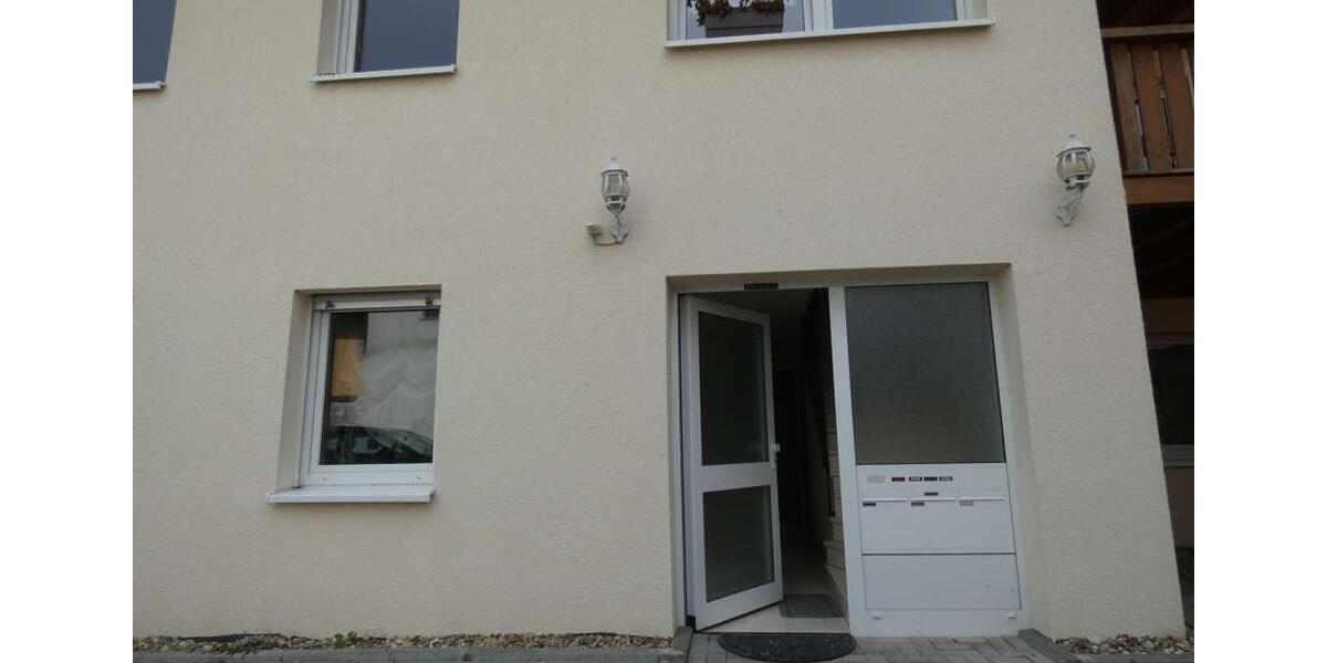 Etagenwohnung Kirchardt - 4 Zimmer, 94 m&sup2;, 850&euro; | Angebot:26532467
