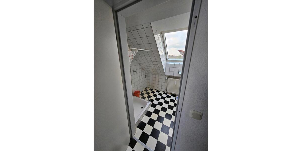 Dachgeschoßwohnung Lasbek - 1 Zimmer, 30 m&sup2;, 480&euro; | Angebot:25638507