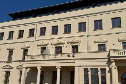 Wohnung zum Mieten in Ludwigsfelde 4.000 € 259.47 m²