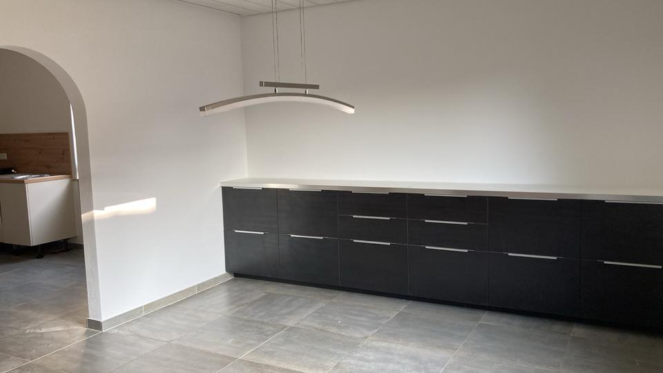 Erdgeschoßwohnung Sulzfeld - 4 Zimmer, 120 m&sup2;, 920&euro; | Angebot:26332231