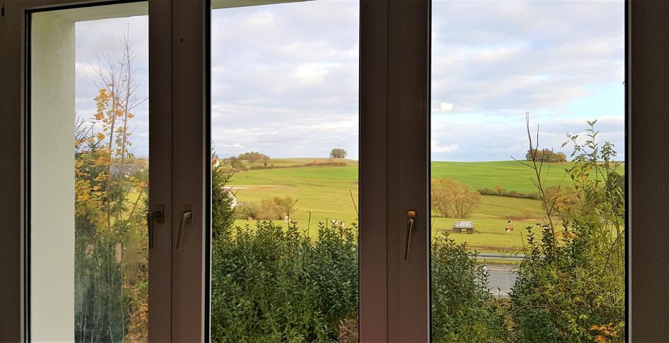 Großzöbern: 3 R Wohnung EG, sonnig und ruhig, mit Gartenbenutzung 3 zimmer