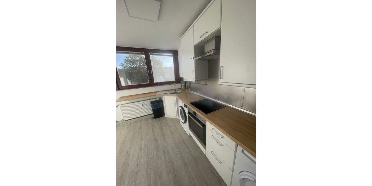 Etagenwohnung Düsseldorf Unterbach - 4 Zimmer, 99 m&sup2;, 2.400&euro; | Angebot:24621106