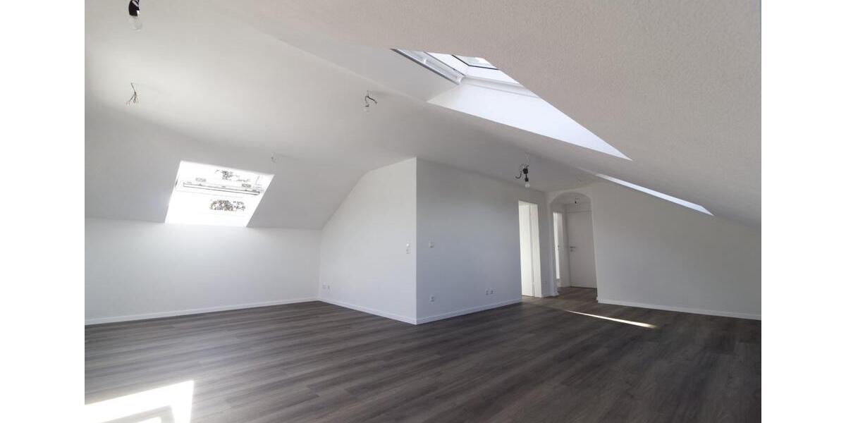 Dachgeschoßwohnung Waiblingen Beinstein - 3 Zimmer, 51 m&sup2;, 800&euro; | Angebot:25048702