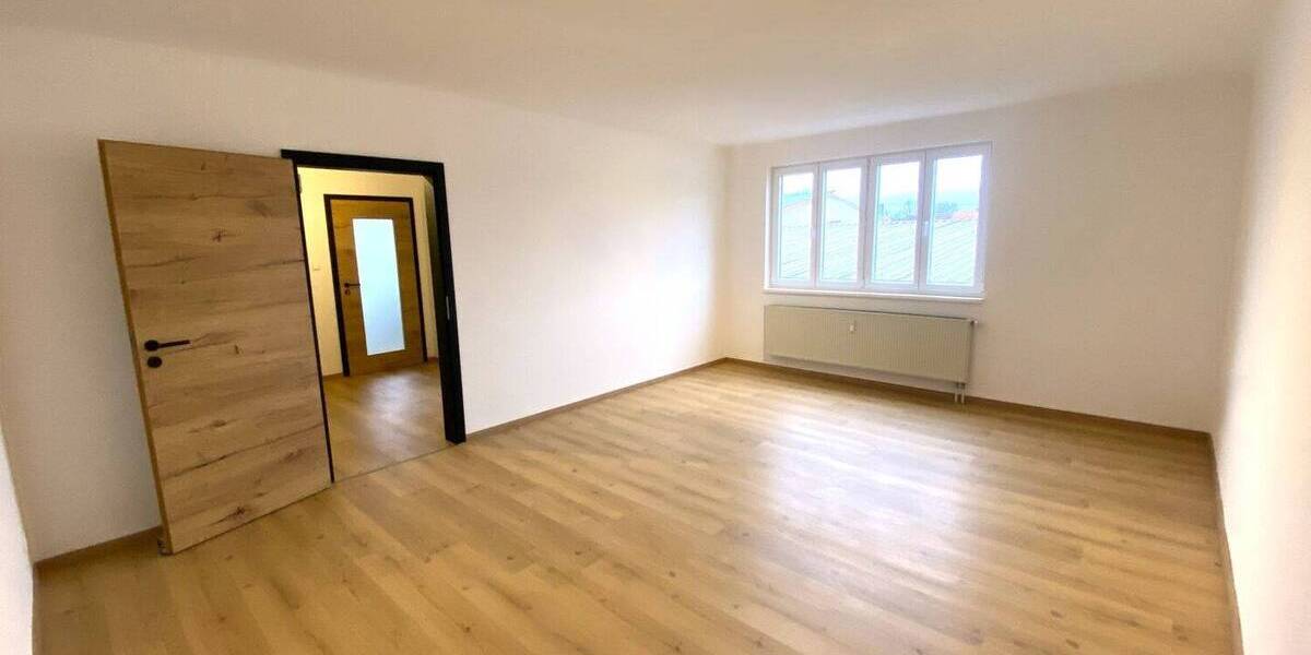 Etagenwohnung Nördlingen - 3 Zimmer, 95 m&sup2;, 1.000&euro; | Angebot:26695369