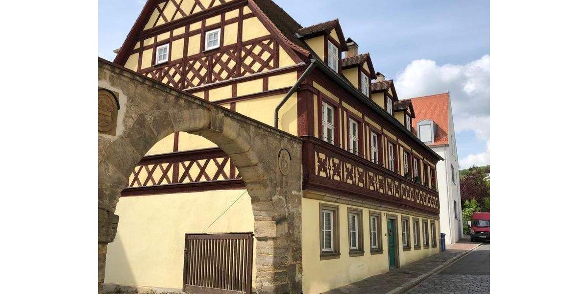 Etagenwohnung Bamberg Am Bruderwald - 3 Zimmer, 95 m&sup2;, 1.250&euro; | Angebot:24460283
