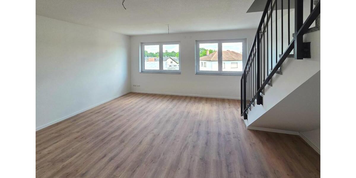 Exklusive 4 Zimmer Maisonette Wohnung - zentrale Lage, Dachterrasse - ab 01.11.2025 4 zimmer