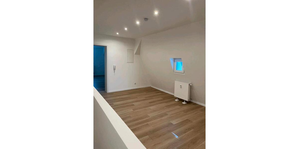 Etagenwohnung Wabern - 4 Zimmer, 125 m&sup2;, 700&euro; | Angebot:26267028