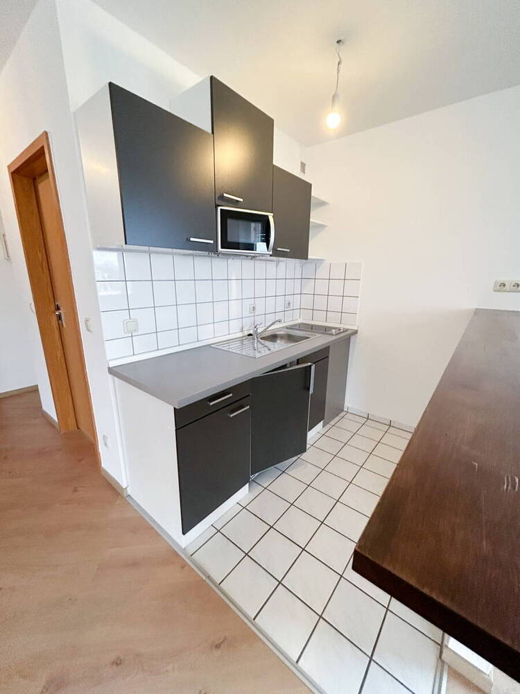 Helle & einladende 2-Zimmer-Maisonette-Wohnung mit Küche und Balkon wartet auf einen neuen Mieter!