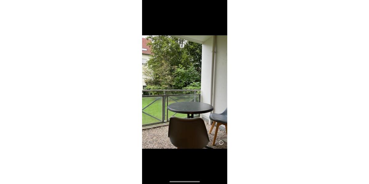 Gepflegte voll-möbliert 1-Zimmer-Wohnung mit Balkon und Garage. 1 zimmer