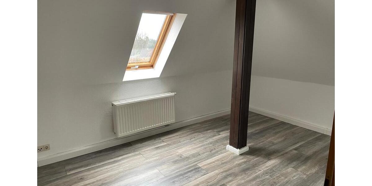 Dachgeschoßwohnung Senftenberg - 2 Zimmer, 54 m&sup2;, 465&euro; | Angebot:25378946