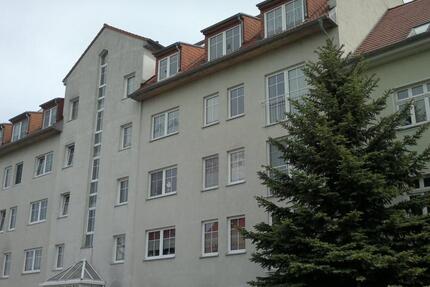 3-Zim.-Whg mit Terrasse, evtl. mit Küche, 