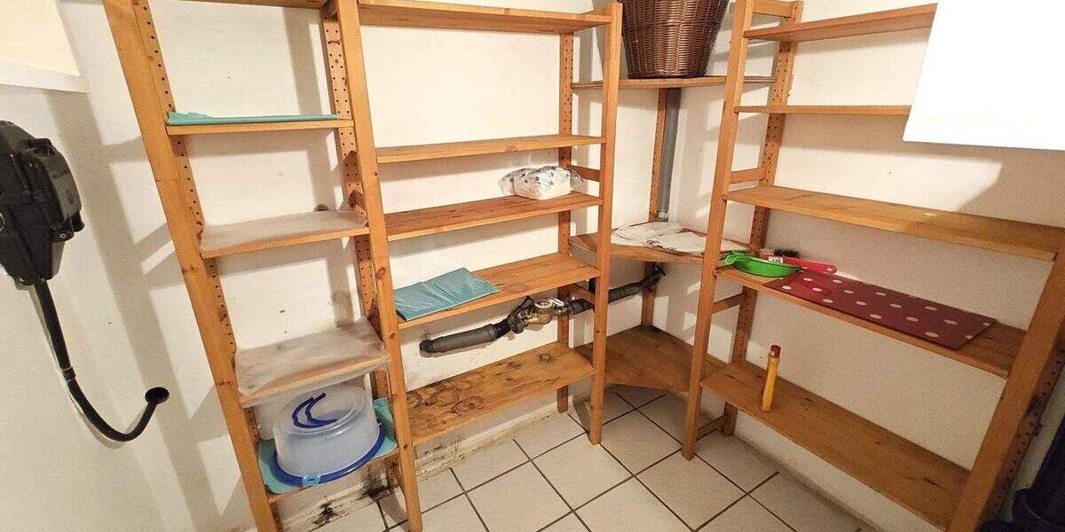Reihenmittelhaus Bremen Altstadt - 4 Zimmer, 110 m&sup2;, 1.100&euro; | Angebot:25879505