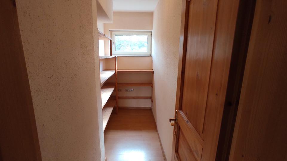 Etagenwohnung Alsfeld - 2 Zimmer, 80 m&sup2;, 600&euro; | Angebot:26664730