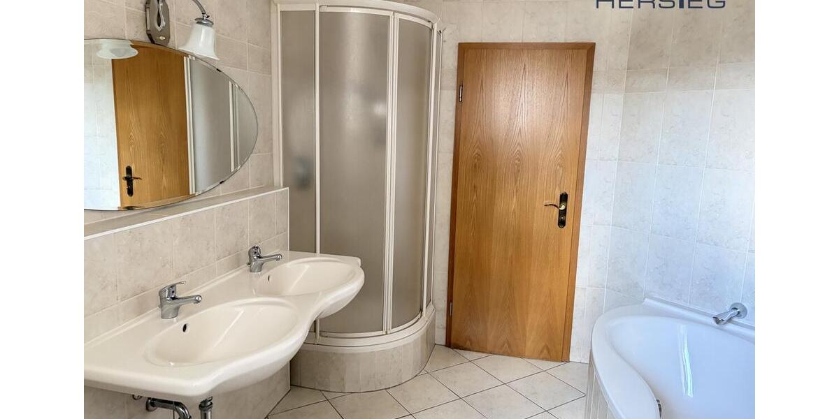 Etagenwohnung Annaberg-Buchholz Buchholz - 3.5 Zimmer, 101 m&sup2;, 550&euro; | Angebot:26633248