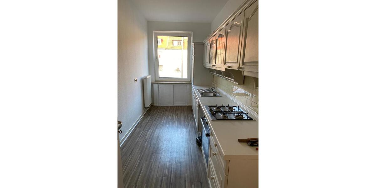 Etagenwohnung Hildesheim - 2 Zimmer, 62 m&sup2;, 700&euro; | Angebot:25933194