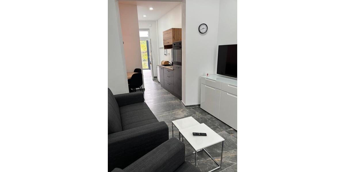 Erdgeschoßwohnung Köln Mülheim - 1 Zimmer, 28 m&sup2;, 1.000&euro; | Angebot:26429962