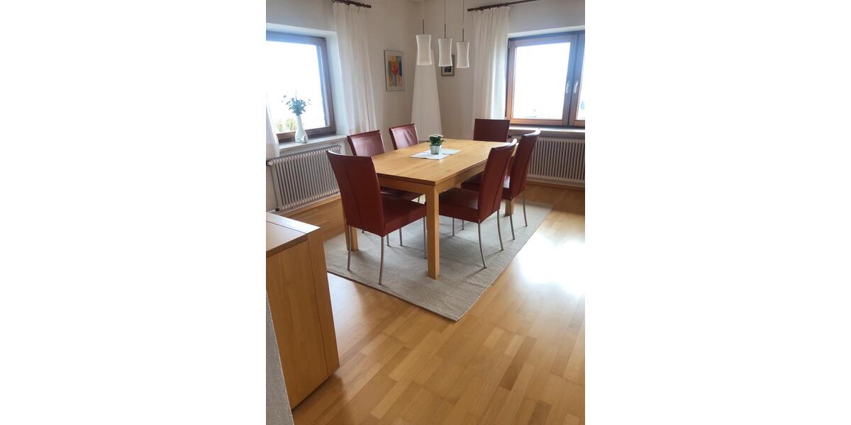 Einfamilienhaus Burghausen - 6 Zimmer, 150 m&sup2;, 2.300&euro; | Angebot:26113055