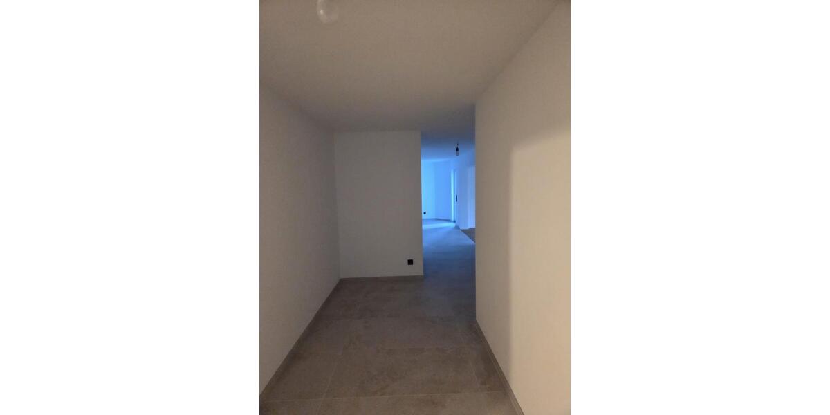 Erdgeschoßwohnung Waldmohr - 3 Zimmer, 125 m&sup2;, 1.500&euro; | Angebot:24977764