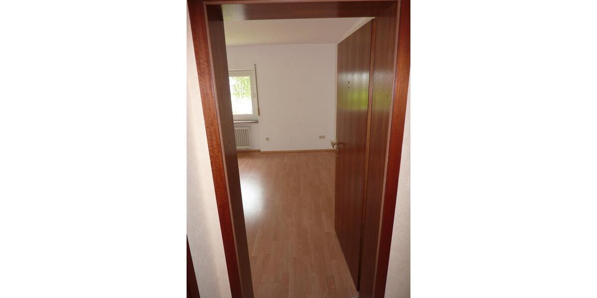 Erdgeschoßwohnung Stromberg - 4 Zimmer, 103 m&sup2;, 720&euro; | Angebot:26506383