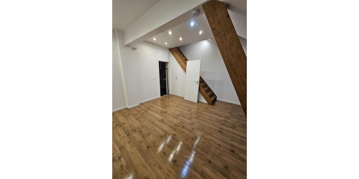 Etagenwohnung Düren Mariaweiler-Hoven - 4 Zimmer, 94 m&sup2;, 850&euro; | Angebot:25234453