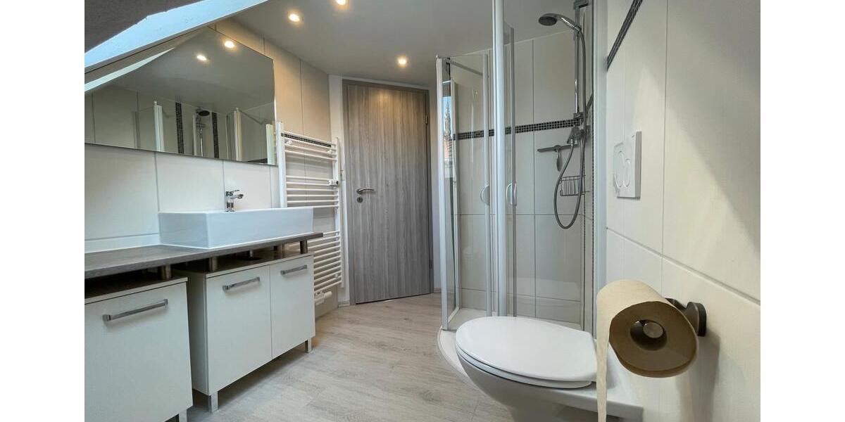 Dachgeschoßwohnung Coburg - 2 Zimmer, 70 m&sup2;, 630&euro; | Angebot:26579851