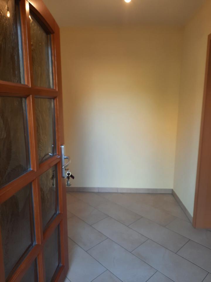 3-Raum-Wohnung mit offener Küche auf dem Lande