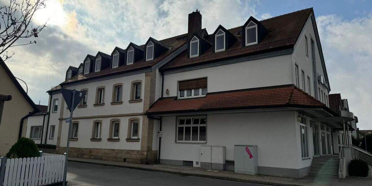 Gewerbeobjekt Bindlach - 8 Zimmer, 265 m&sup2;, 1.500&euro; | Angebot:24027413