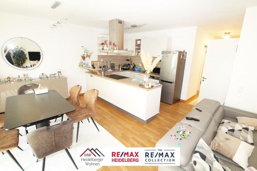 Schöne 3 Zimmer Wohnung mit Einbauküche, TG Stellplatz und Keller in super Lage in Heidelberg