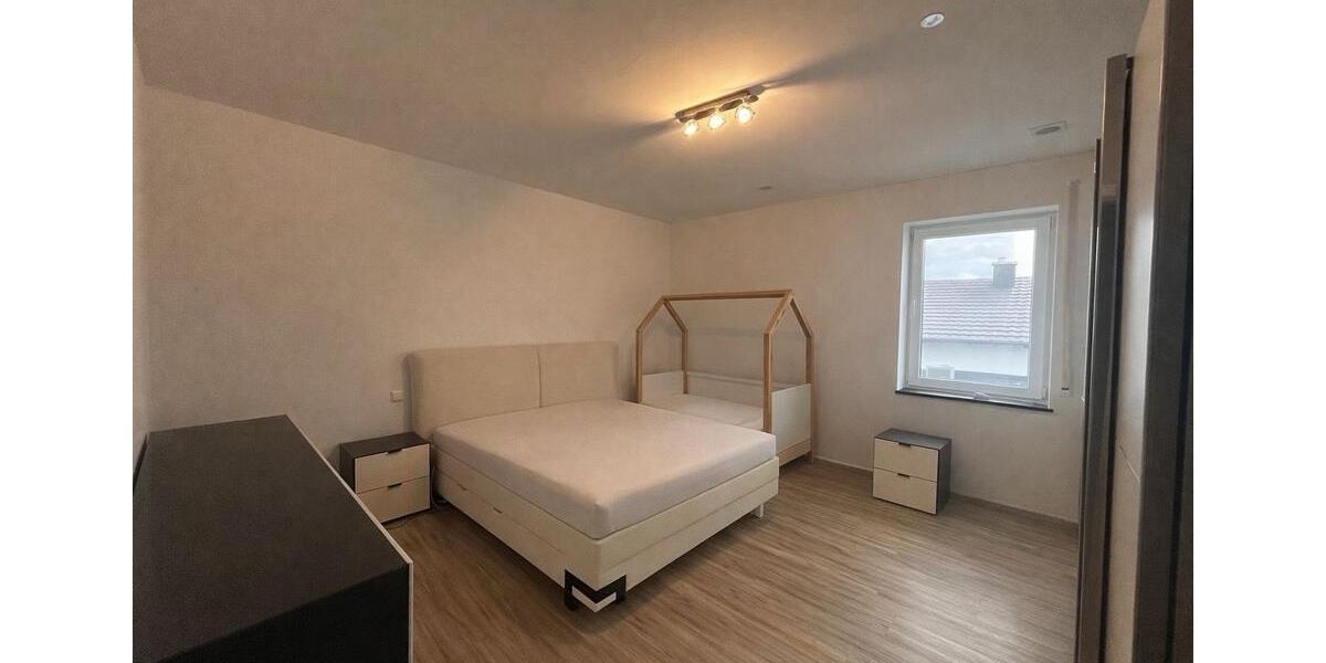 Etagenwohnung Ochsenhausen - 2 Zimmer, 105 m&sup2;, 1.100&euro; | Angebot:25965653