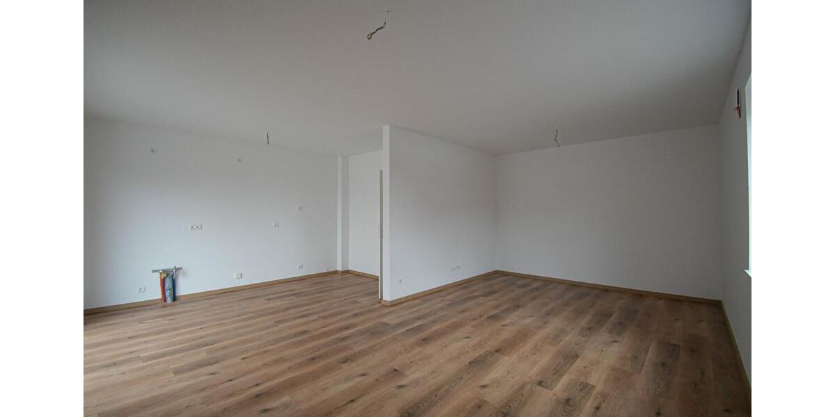 Etagenwohnung Edewecht - 3 Zimmer, 82 m&sup2;, 1.000&euro; | Angebot:25874262